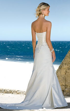 Orifashion HandmadeHandmade Beach Bridal Gown / Wedding Dress BE